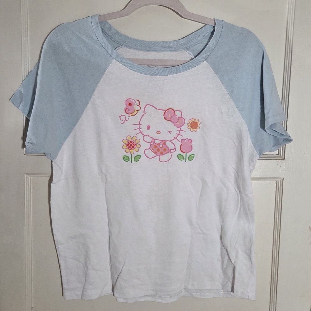 Hello Kitty Raglan Graphic Shirt XL